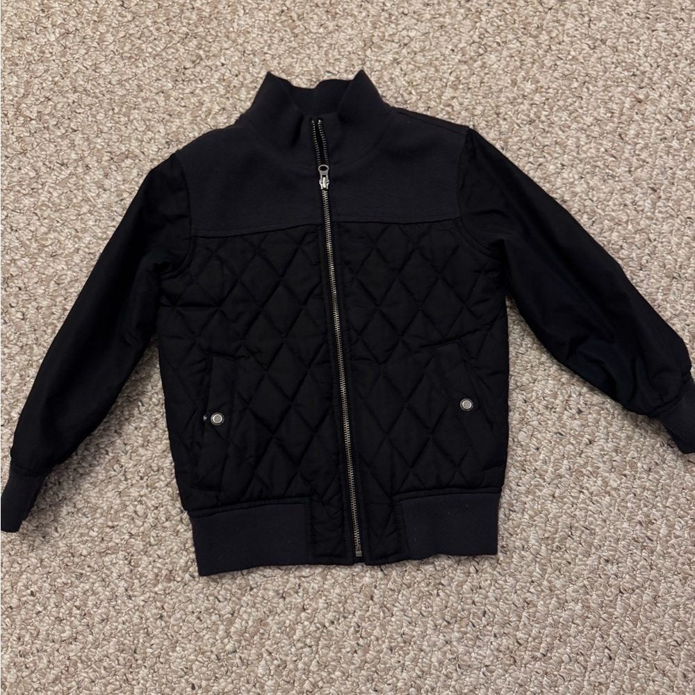 Kids GAP Black Jacket. Zip close. Button pockets. EUC. Size S 6-7. Fall Spring